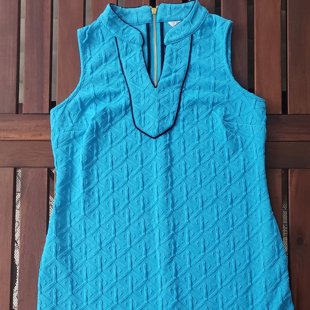 crown & ivy shift dress